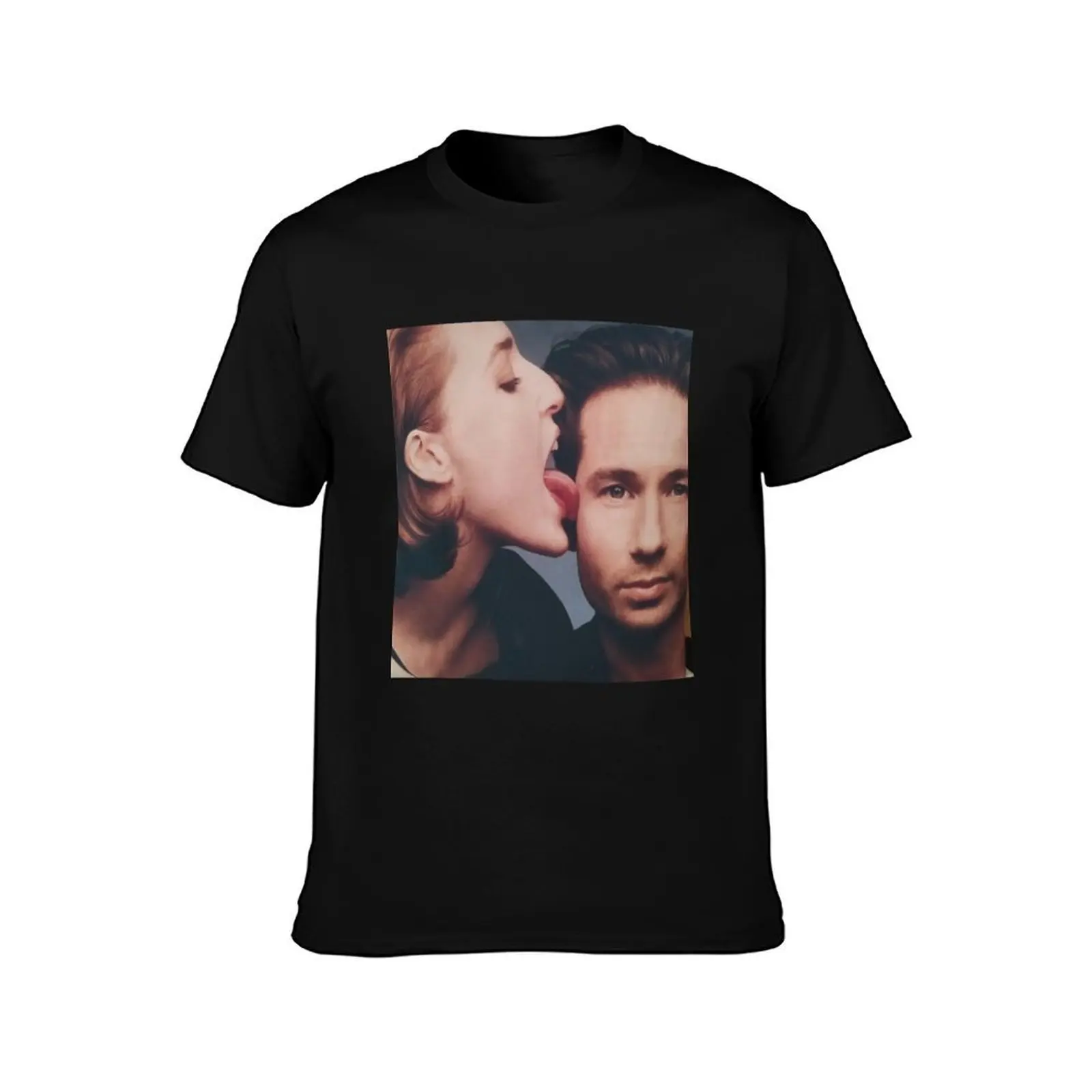 MULDER AND SCULLY GET DIRTY. X FILES T-Shirt Outdoor Sports Short Sleeve Top T-Shirt