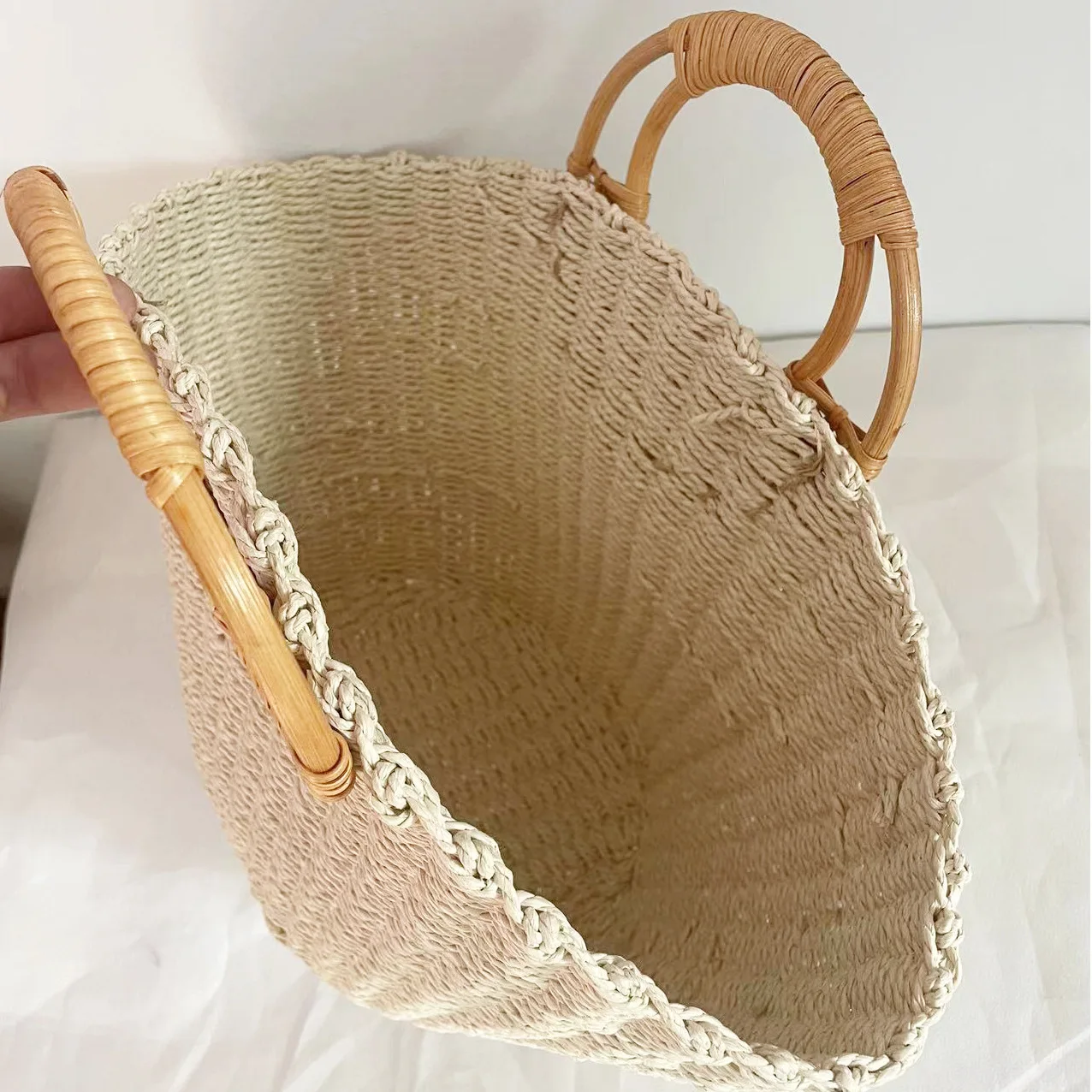 Nuevos bolsos de mano de ratán a la moda para Mujer, bolsos de playa tejidos informales a la moda para vacaciones junto al mar, bolso principal para Mujer, bolso para Mujer