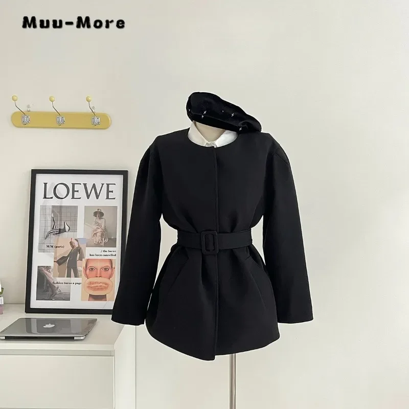 

Women's Retro Office Lady Solid Color Long Sleeve Blazers 2023 Winter Vintage Casual Loose Black Round Neck Tailored Coat