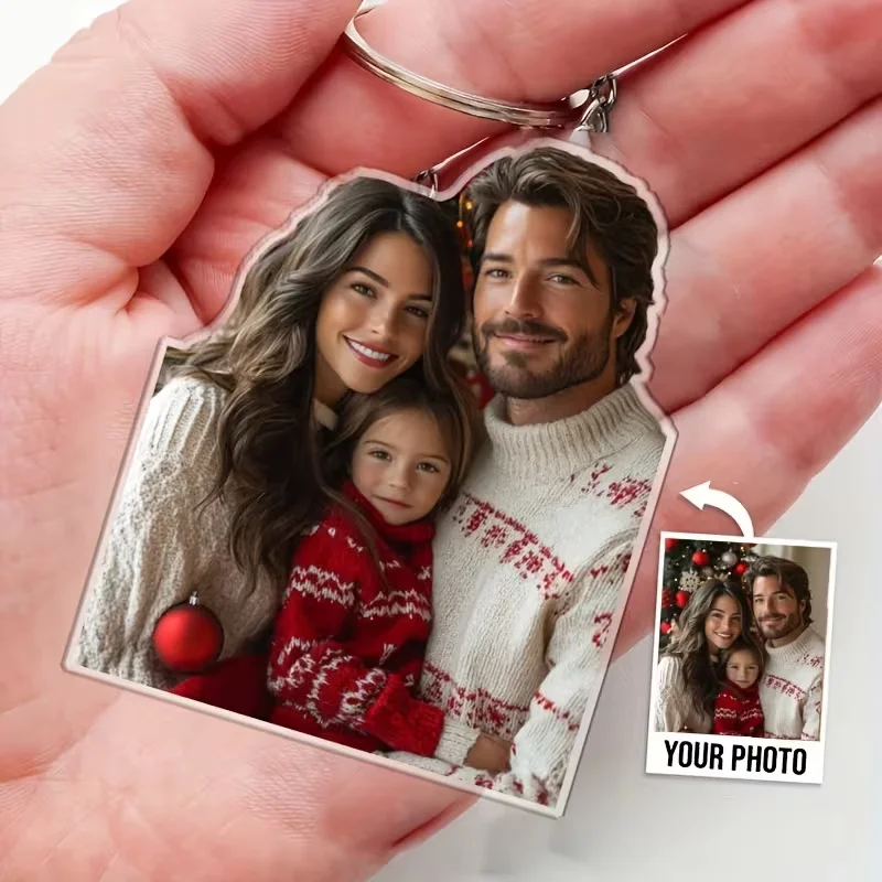 2D Flat Customized Couple Personalized Photo Keychain. The Custom Design Makes It an Ideal Valentine's Day or Anniversary Gift
