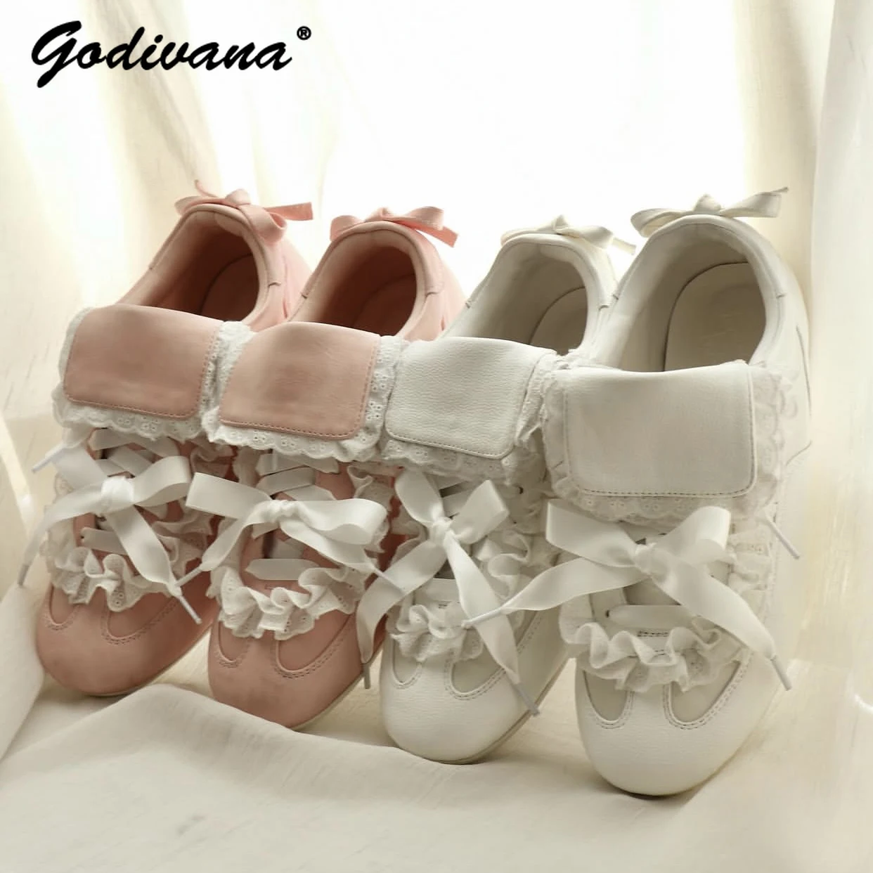 

Новинка 2023 года, весенняя милая японская тренировочная обувь, студенческие кроссовки в стиле Лолиты, женские милые повседневные спортивные туфли на шнуровке с атласным бантом