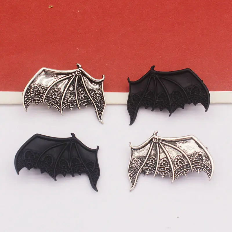 1Pair European American Bat Hair Clip for Women Vintage Punk Style Devil Wings Hairpin Party Decoration