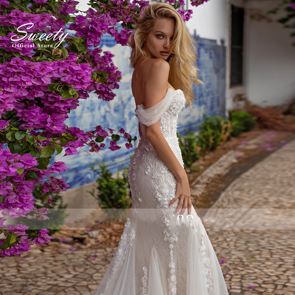 Luxury Detachable 2 In 1 Wedding Dress Embroidered Lace On Net With Mermaid Ball Gown Strapless Boat Neck Sleeveless Customized