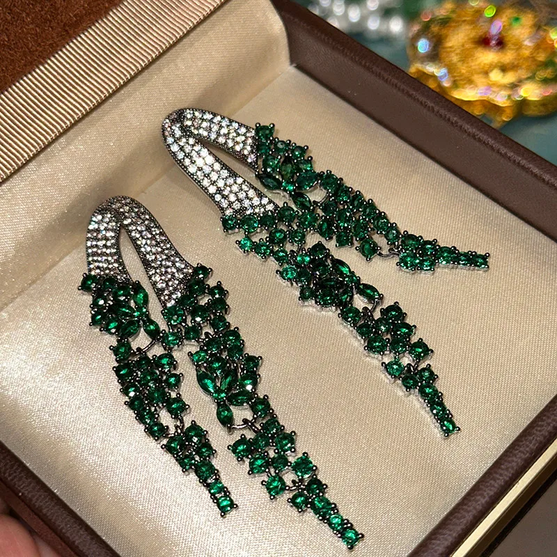 

Light Luxury Zircon Flower Stylish Elegant Fringed Earrings