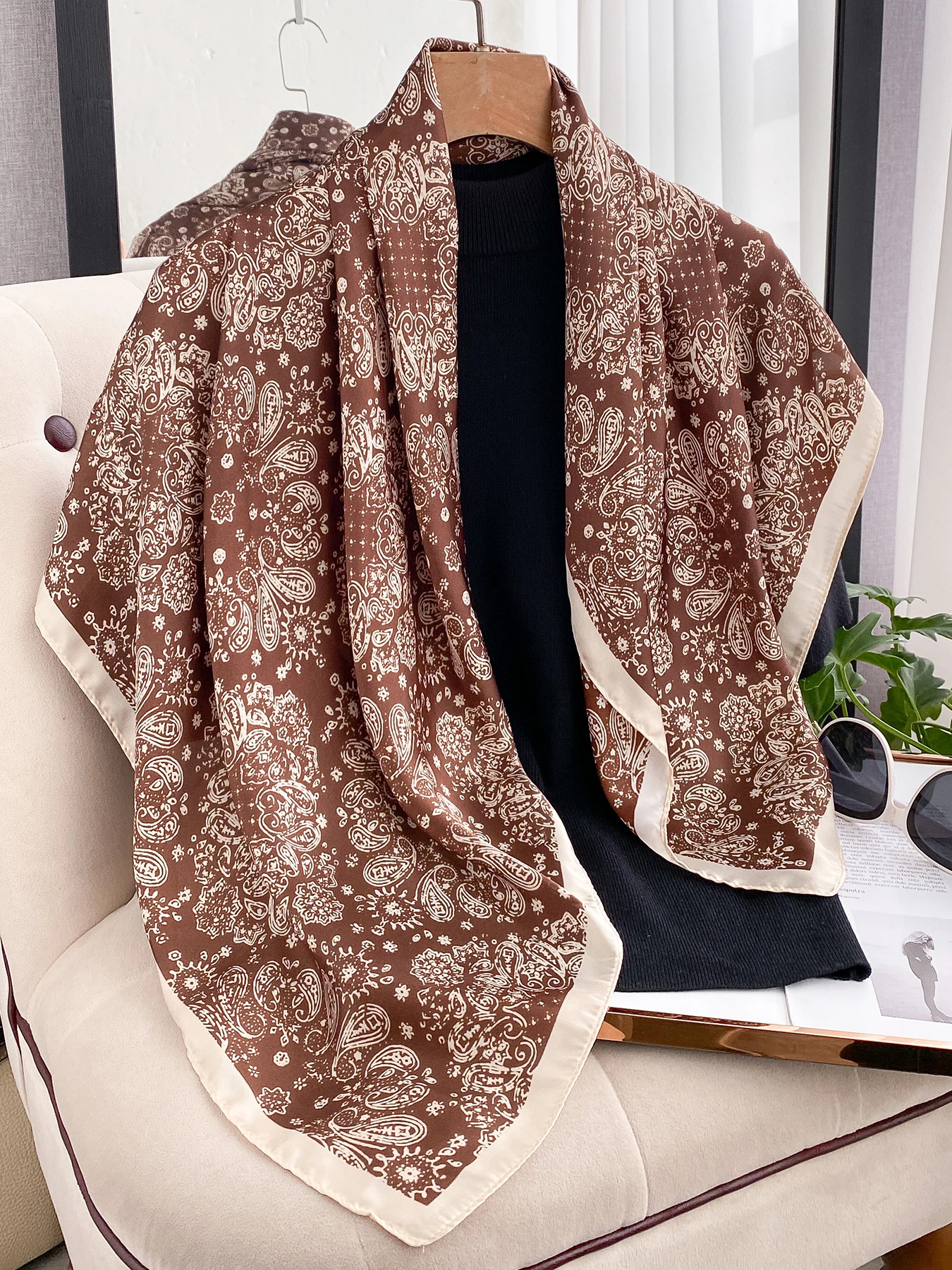 

Luxury Silk Square Scarf Korean Fashion Kerchief Rabbit Printed Silk Scarves Ladies Hijab Neckerchief sun protection Shawl 90cm