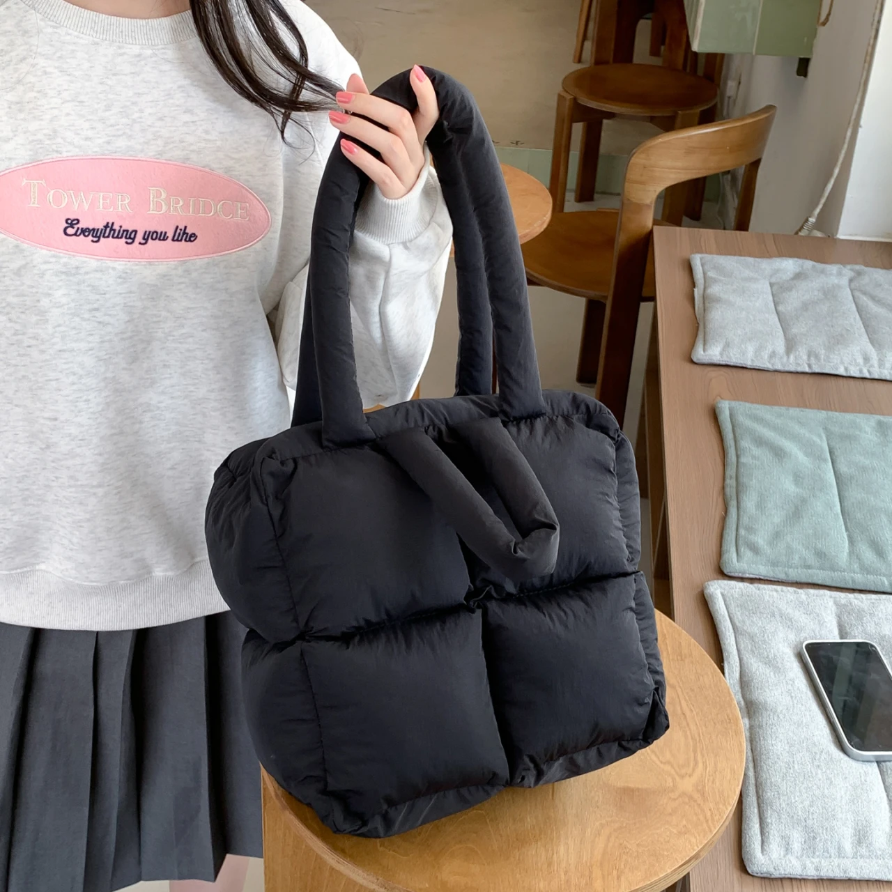 Cute Pink Puffer Tote Bag Women Soft Quilted Shoulder Bag Large Capacity Cloud Pillow Handbag Casual Lightweight Shopping Bags view 2