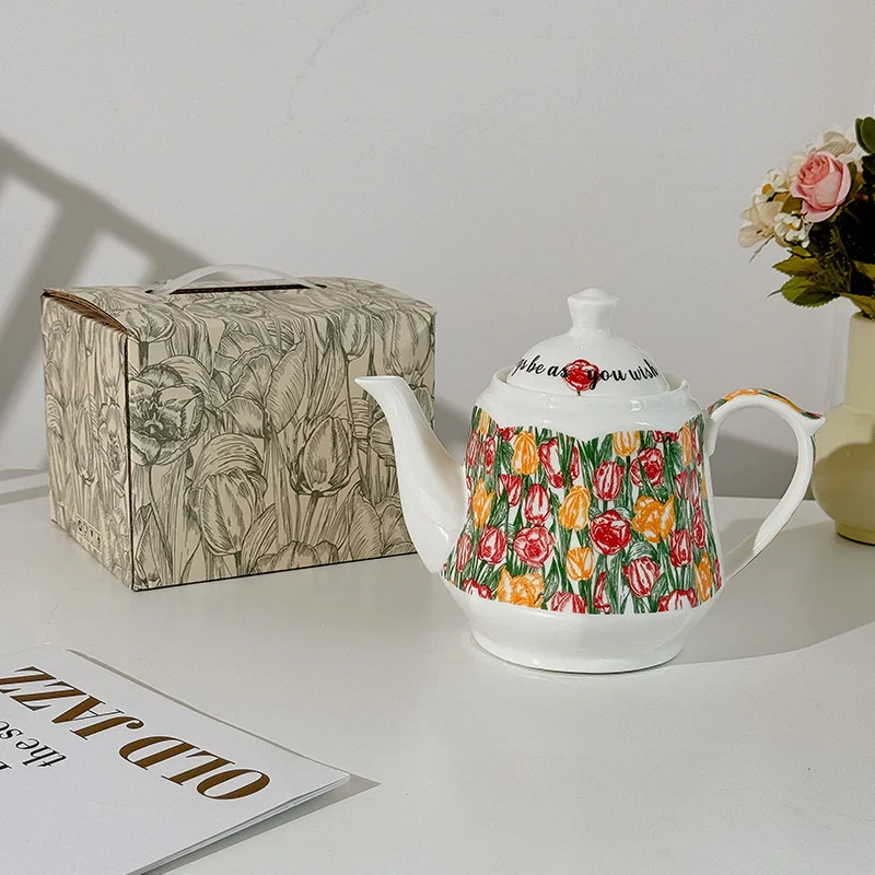 Country Style High Temperature Fired Ceramics Coffee Mug and Water Bottle Underglaze Colour Drinking Utensils Gift Box Packaging