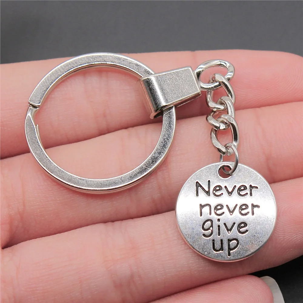 Woemn Men Keychain Dropshipping Antique Silver Color 20x20mm Never Never Give Up Pendant Keyring Gift