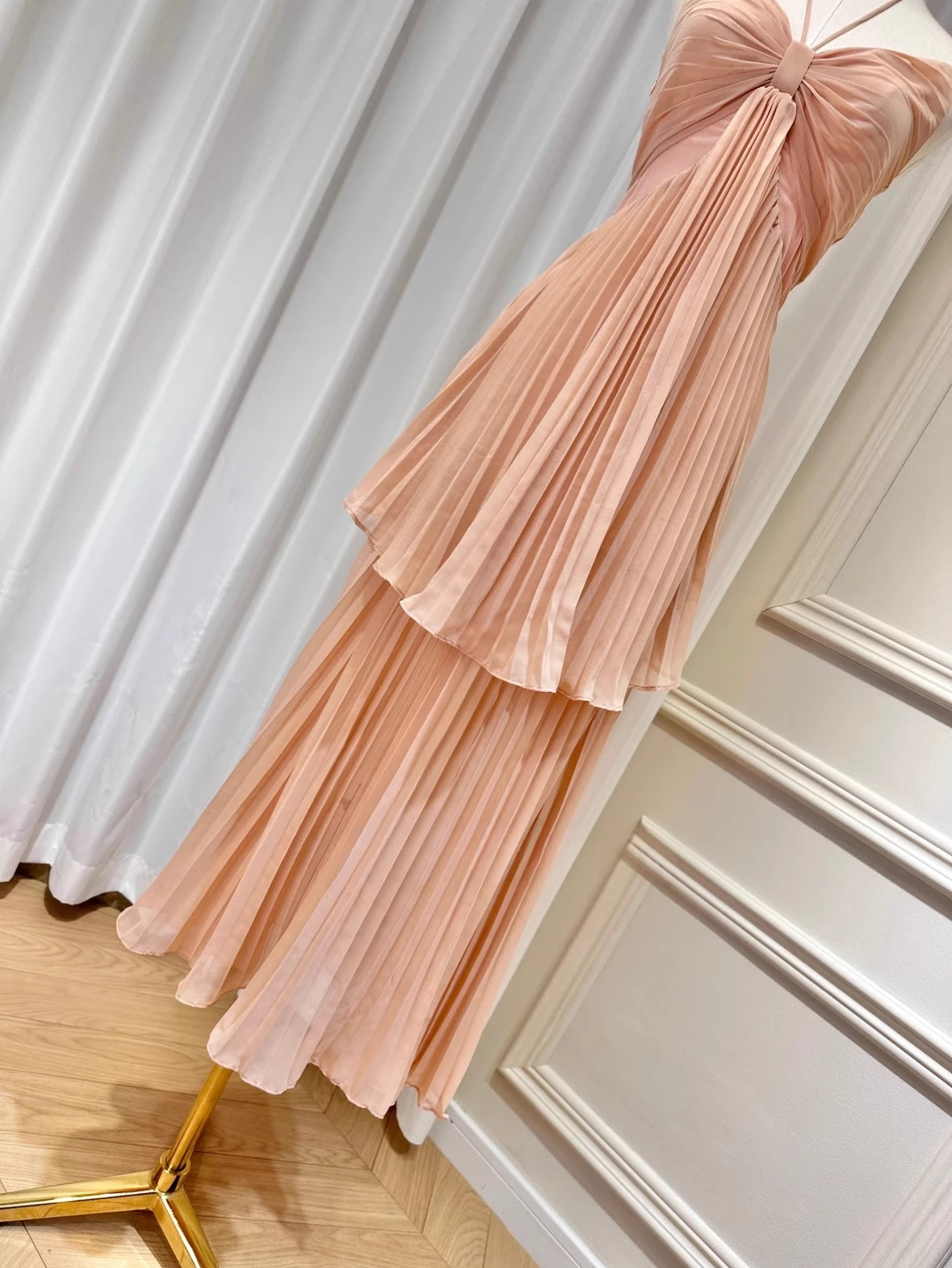 Vestido plissado rosa claro feminino, elegante, em camadas, babados, sem mangas, roupas com alças, decote em v, festa de feriado, aniversário