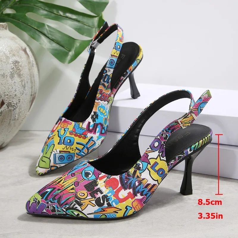 Mehrfarbige, vielseitige High Heels mit spitzer Zehenpartie und flachem Schaft, vielseitige Stiletto-Sandalen