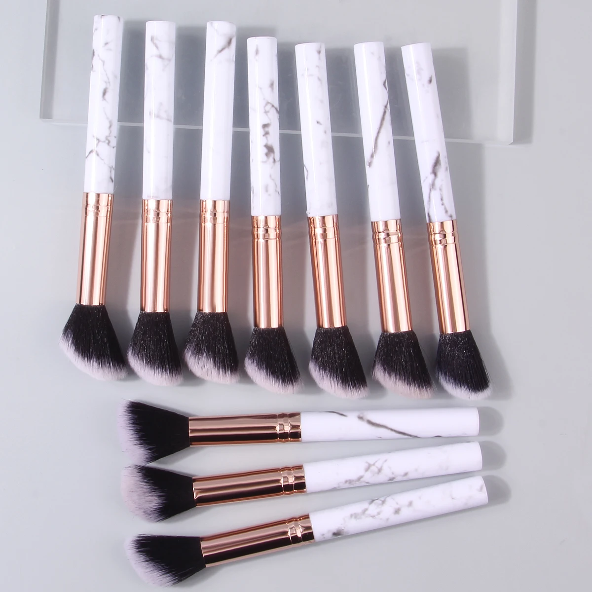 Conjunto de pincéis de maquiagem de mármore com 10 peças, pó solto/blush/pincel de Londres, cerdas macias, ferramentas de maquiagem essenciais para iniciantes