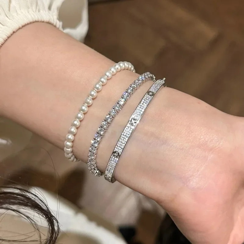 Classic Light Luxury Retro Half Circle Full Diamond Copper coin design Bracelets for women Exquisite Charm bangles Jewelry view 2