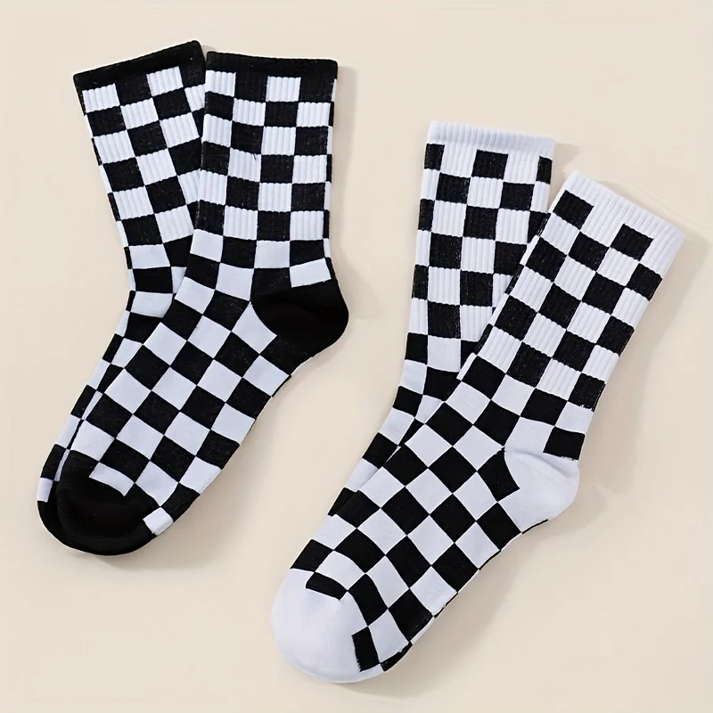 

2 Pairs Four Seasons Men's And Women's Fashion Black And White Double Color Plaid Versatile Comfortable Checkered Stocking