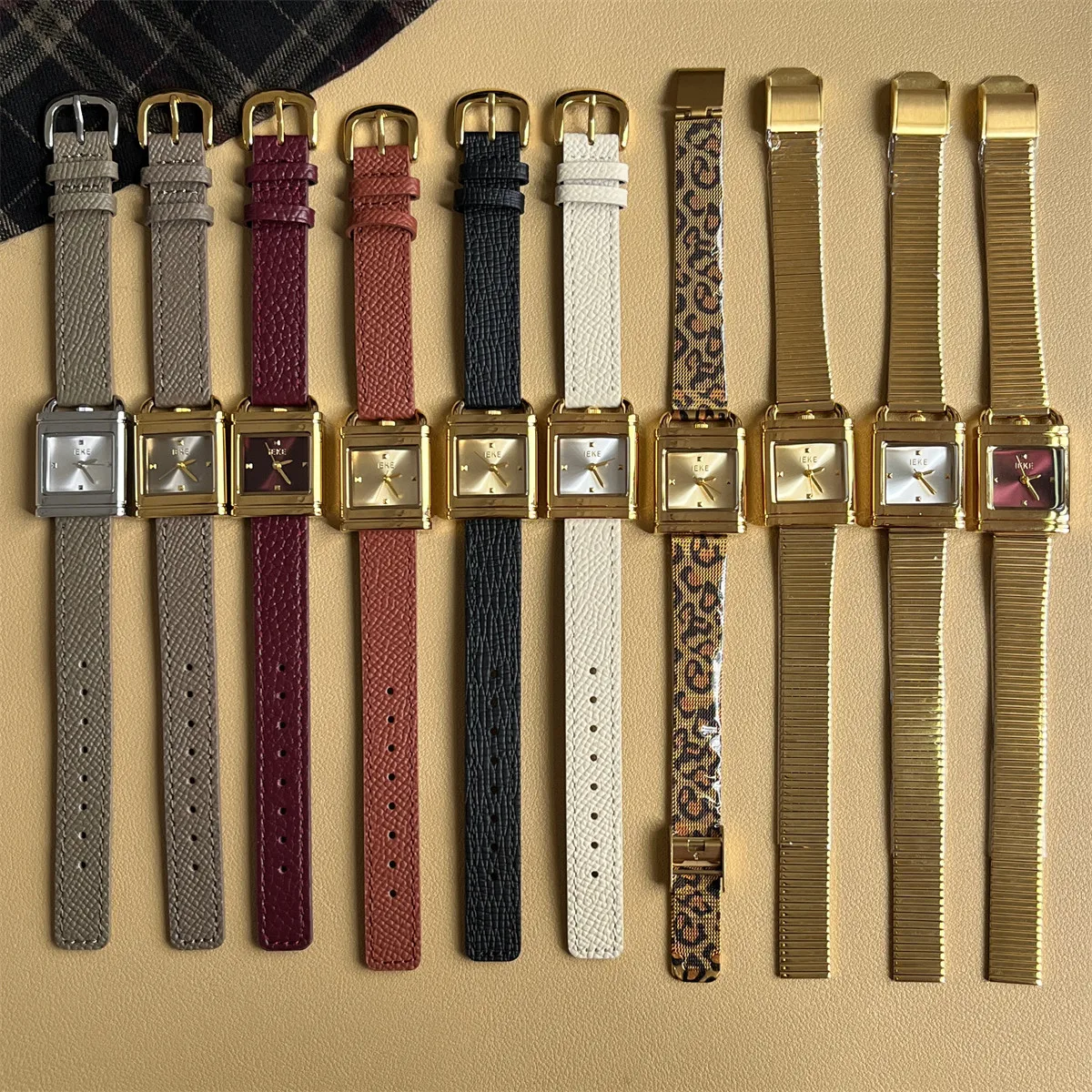 2026 New Style Burgundy High-Looking Square Quartz Watch For Women High-Quality Leather Luxury Exquisite Retro Watch Gift