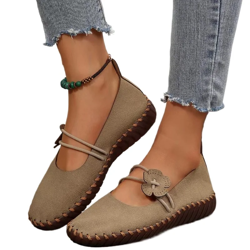 

2026 New Slide on Sandals for Women British Retro Fashion Mom Shoes Round Toe Lightweight Soft Sole Casual Women Size 6 Sandals