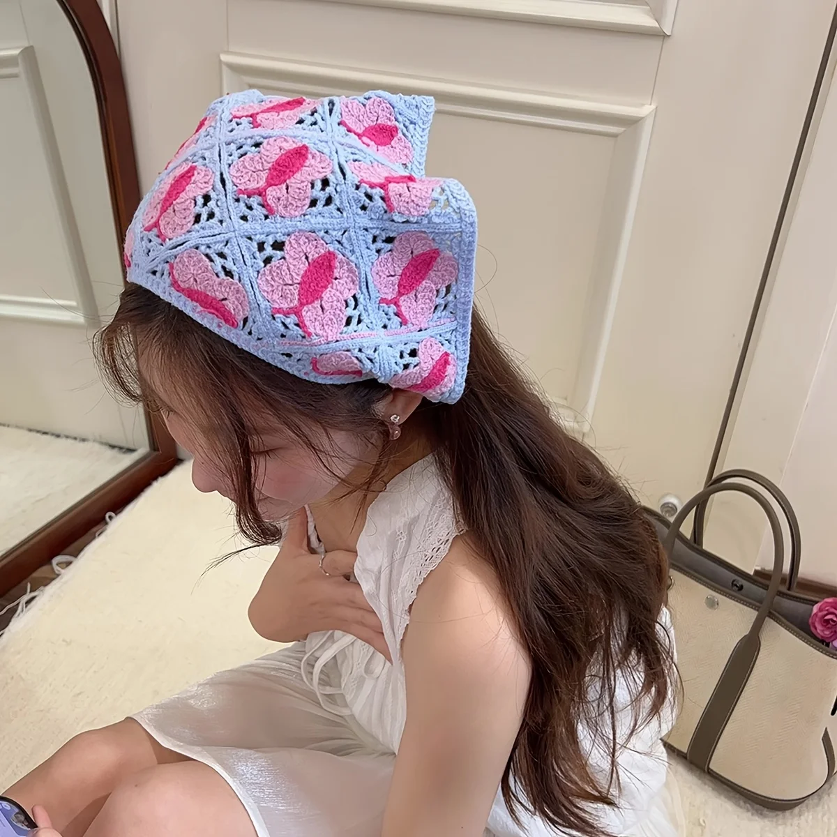 

Fashion Knitted Headscarf Hat French Pastoral Style Triangle Headband Handmade Crochet Headband Towel Little Flower Headscarf