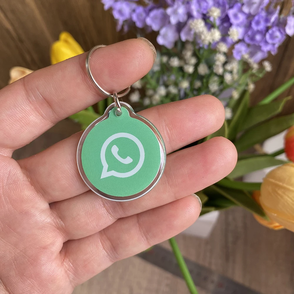 NFC Tap Key Tag Social Media WhatsApp Facebook Instagram Epoxy Keychain NFC Key Chains