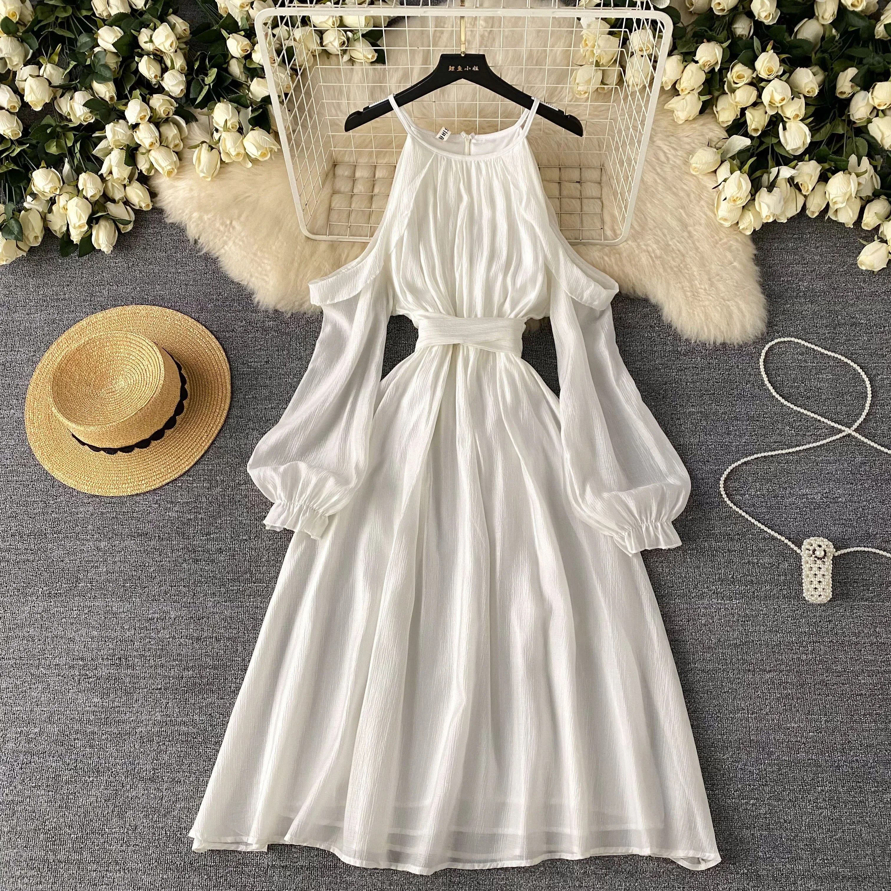 

Chic Off Shoulder Halter Chiffon Sexy Evening Party Dress Women Summer Vintage Fashion Elegant Belt Waist Beach Dresses White