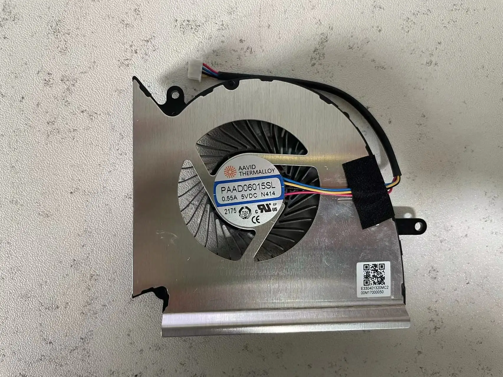 Imagem -02 - Substituição para Msi Ge75 Gp75 Gl75 We75 Ms17e7 Ms-17e2 Ms-17e4 Ms-17e5 N417 N414 Novo Ventilador de Refrigeração Cpu Gpu Cooler