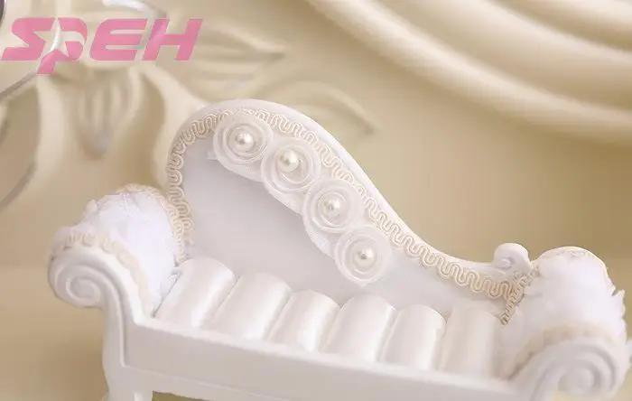 Mini sofa furniture furnishing articles European jewelry wearing female ring show carriage  princess wedding