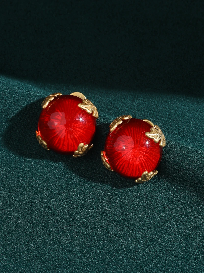 Vintage Opal Red Cat Eye Studs Earrings For Woman Antique Gold Color Leaf Natural Glass Jewelry Accessories Christmas New 2025