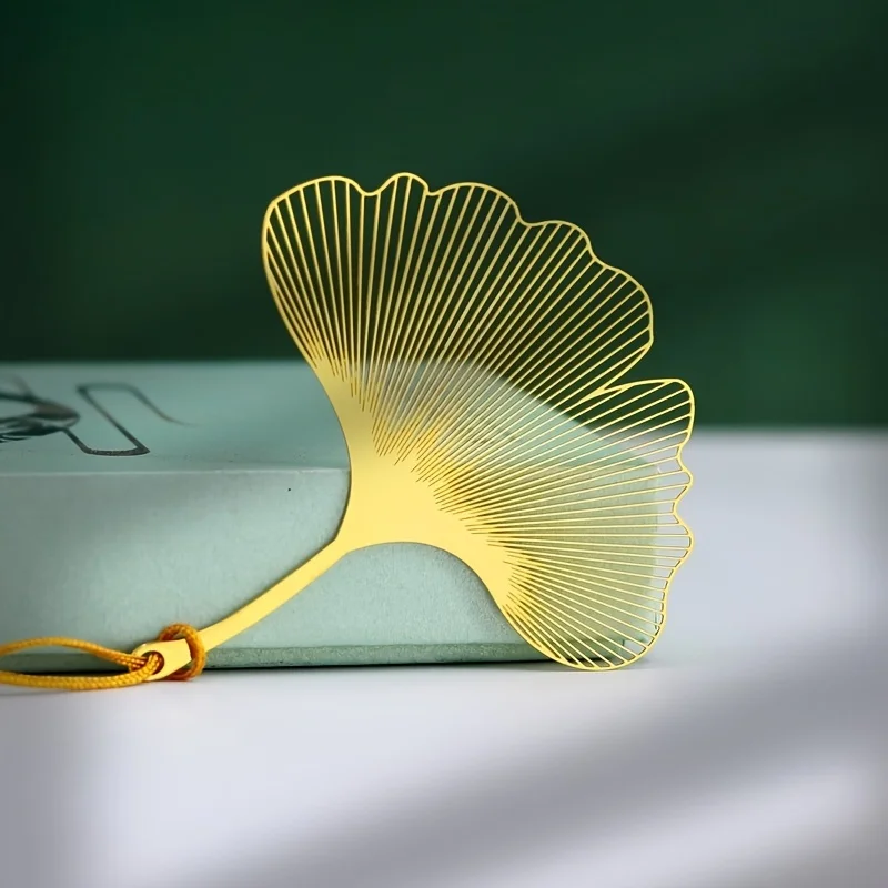 Exquisite Chinese Stationery Vintage Metal Bookmarks Random 2, Hollow Ginkgo Leaf Maple Leaf Lotus Bookmarks Gift