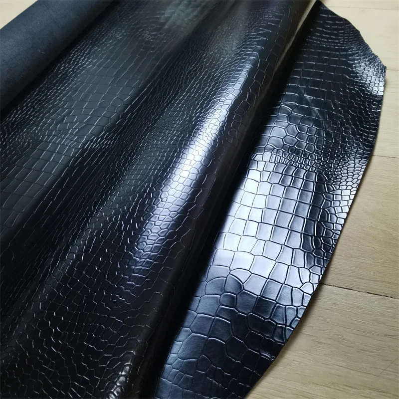 Customized The First Layer Cowhide Embossed Leather Bag, 1.2mm Thick, Crocodile Pattern, Leather Goods, DIY