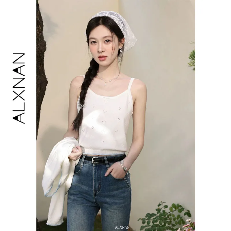 ALXNAN Women's Knitted Camisole Fashion Elegant Sleeveless Tops Light Blue Contrast Color Hollow Out Sweet Innerwear L61520BX