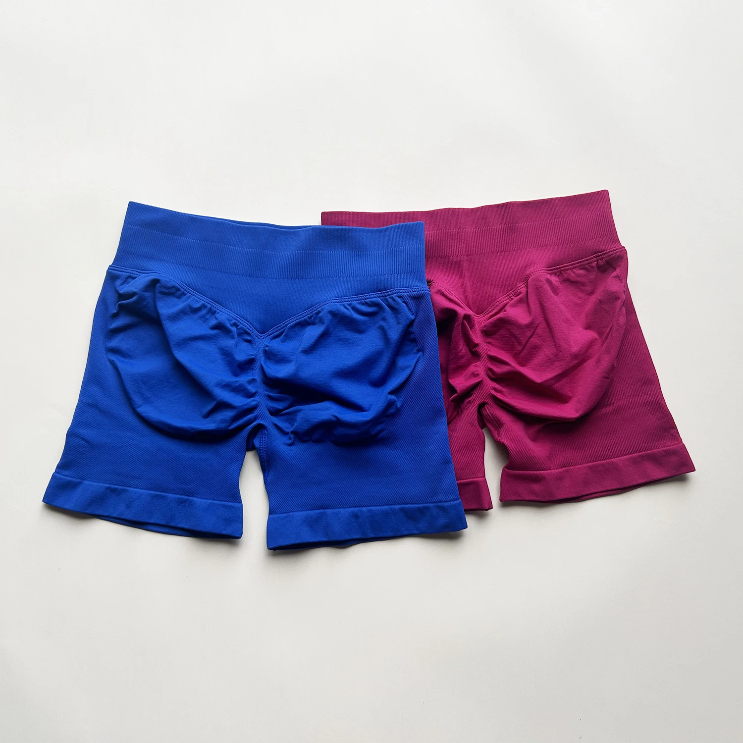 

Ударные шорты 4,5 Бесшовные шорты Женские шорты для спортзала с низкой ребристой лентой для тренировокСластичные шорты для бега в тренажерном зале Спортивные шорты