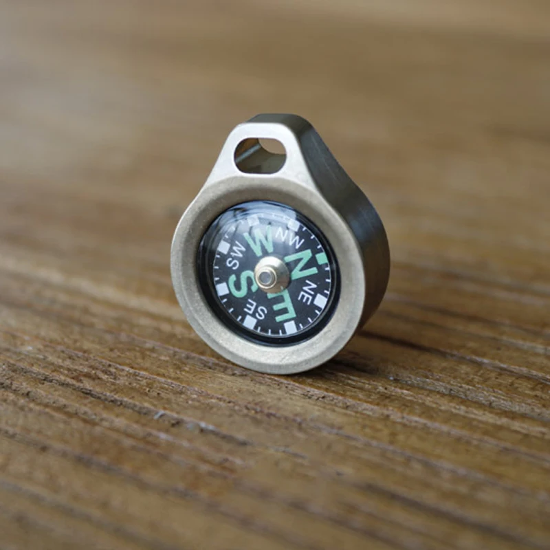 

EDC Mini Brass Compass Pocket Survival Compass Keychain Necklace Pendant Outdoor Tool