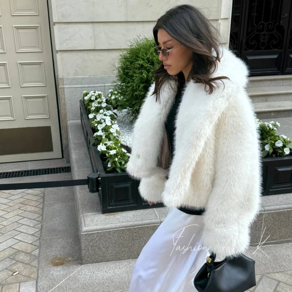 Women's Faux Fur Coat Thick Lapel Faux Fox Fur Jacket Autumn Winter Eco-Friendly Artificial Fur Outerwear Fashion Warm Coat