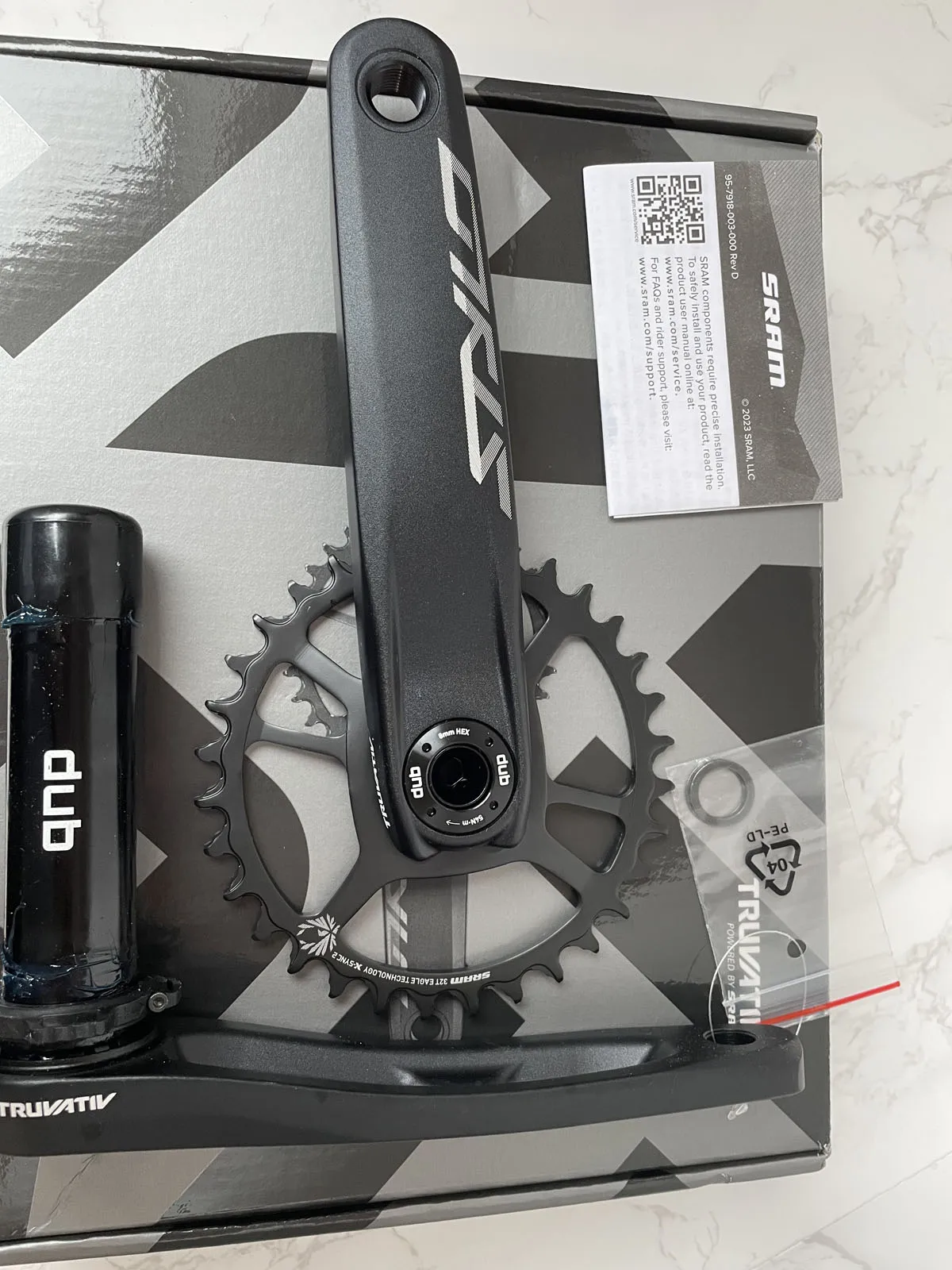 SRAM TRUVATIV  STYLO 6K DUB Crankset 6000 series forged aluminum arms Featuring SRAM\'s X-SYNC™2 tooth profile chainring