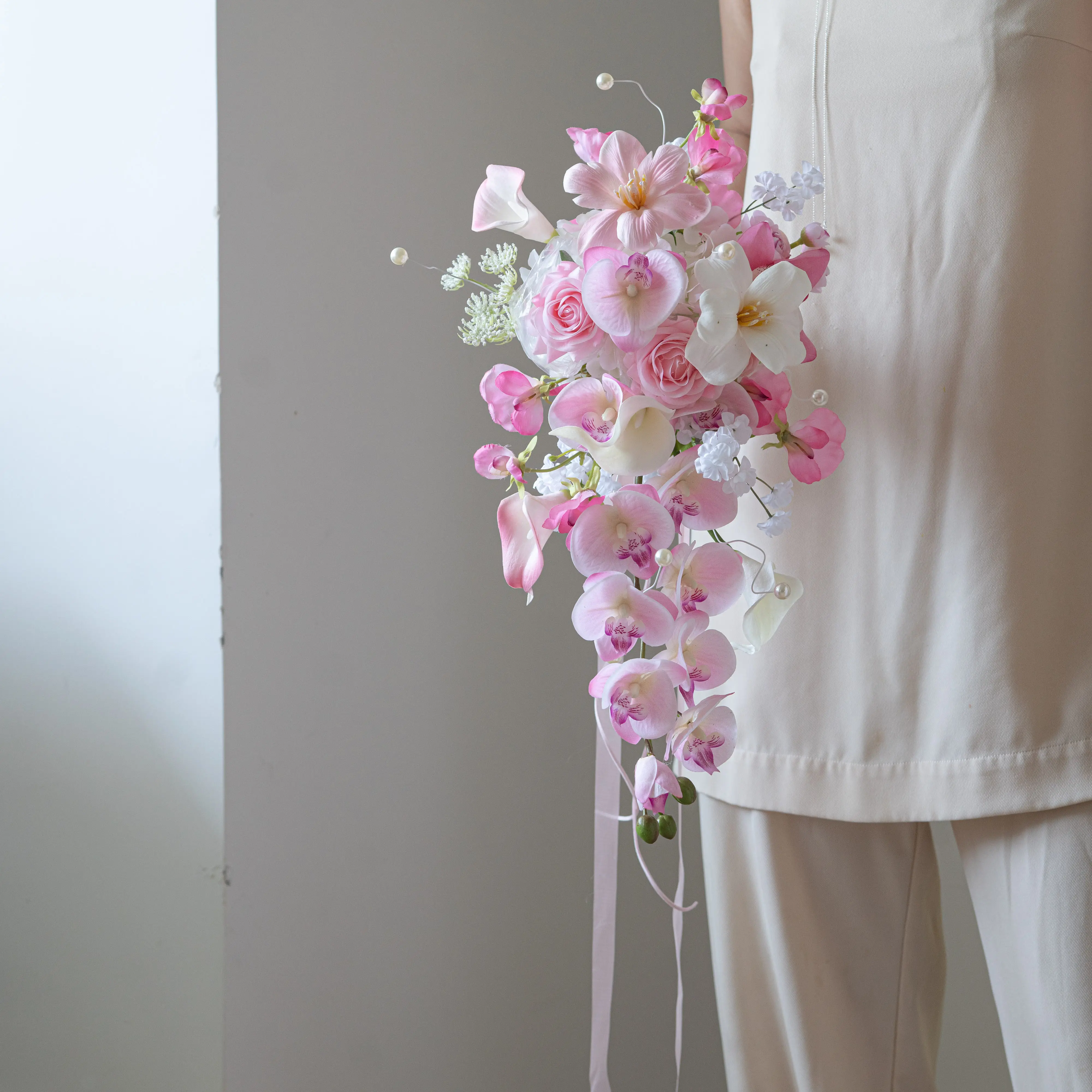 Bouquet photography props marriage license engagement shooting cream guava