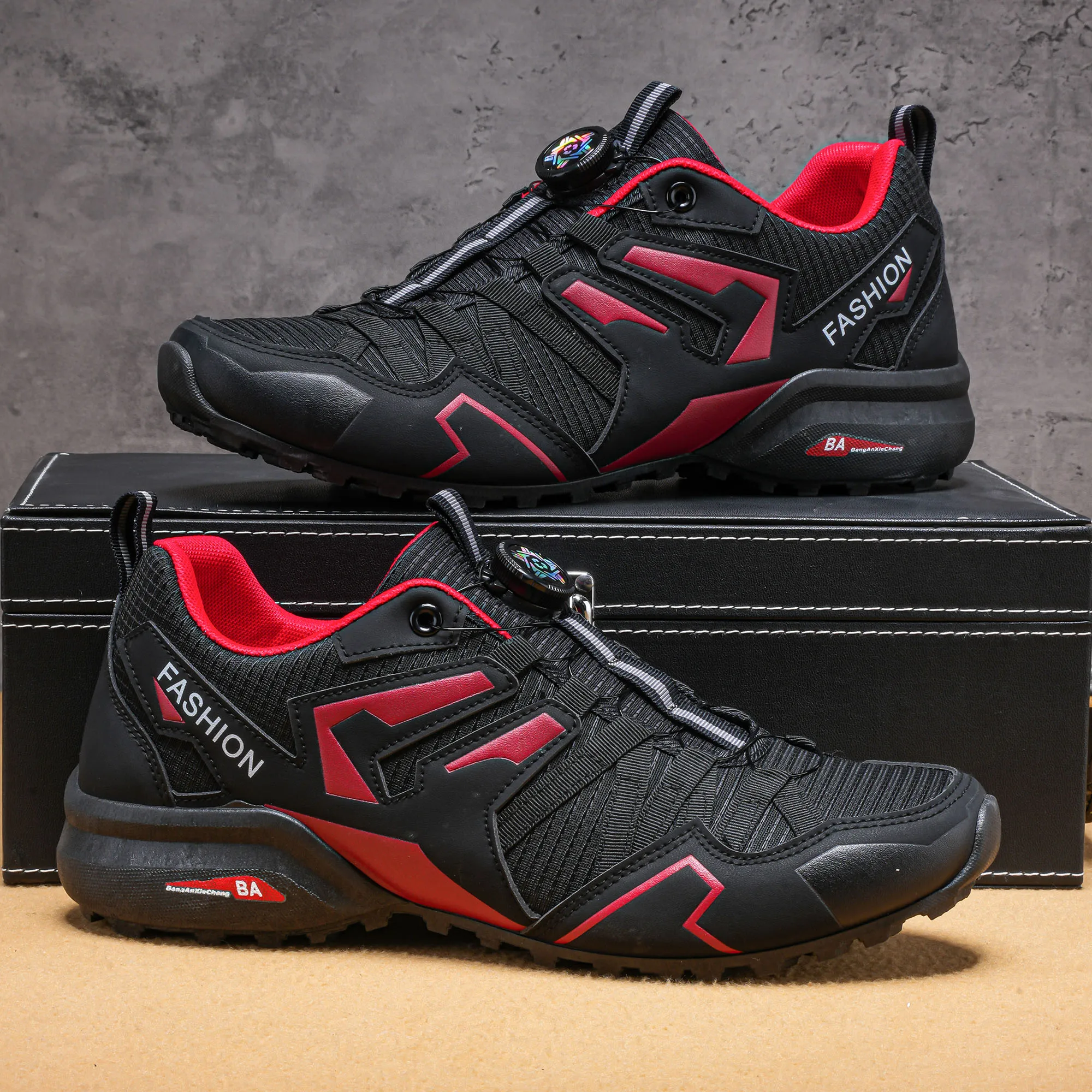Men's casual sports shoes, outdoor sports shoes, rotating buckle, no tie, one foot pedal, men's shoes, trendy cycling shoes