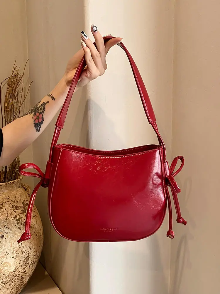 Ballet Style Wine Red Armpit Bag 2024 Nowa damska elastyczna regulowana torba na ramię z zamkiem błyskawicznym Elegancka torebka Trend