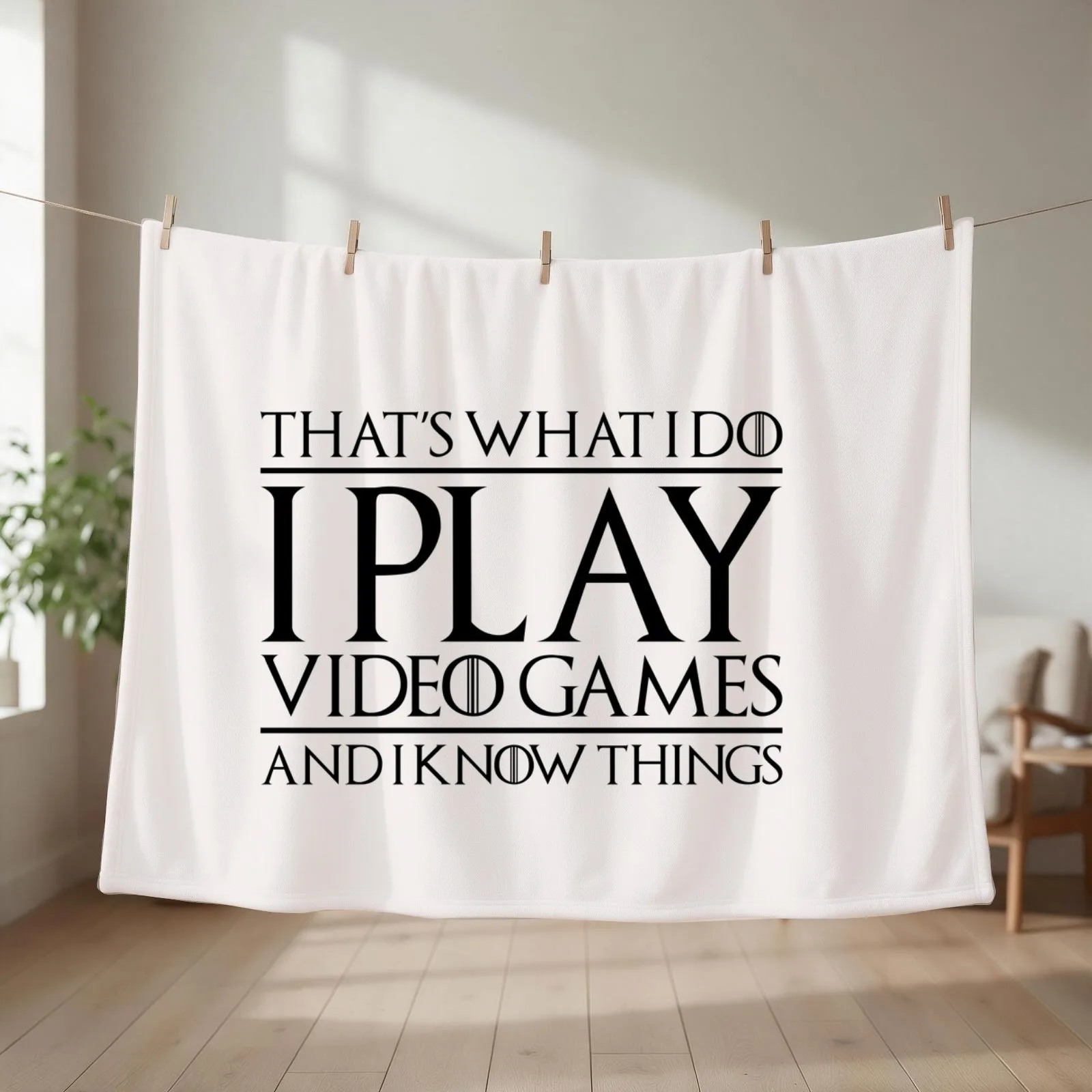 That's What I Do, I Play Video Games and I Know Things Throw Blanket couch cozy soft plush fuzzy picnic outdoor blanket