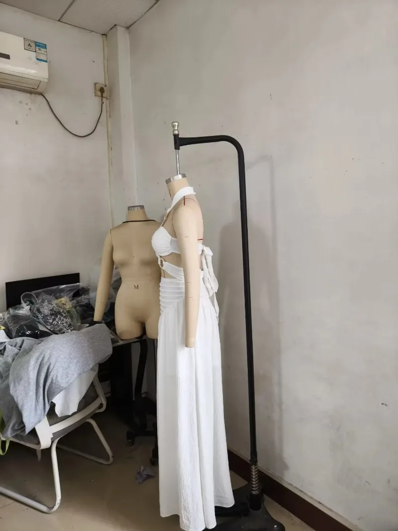 Elegant Evening 2 Piece Dress Set Woman Sexy Backless Halter Tops and Long Skirt Matching Summer Birthday Party Outfits