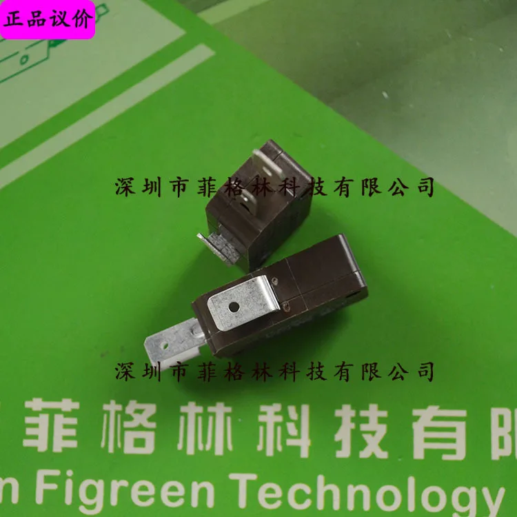 

2025 [Physical Photo] V 7-1X1AD9C1 Honeywell Micro Switch