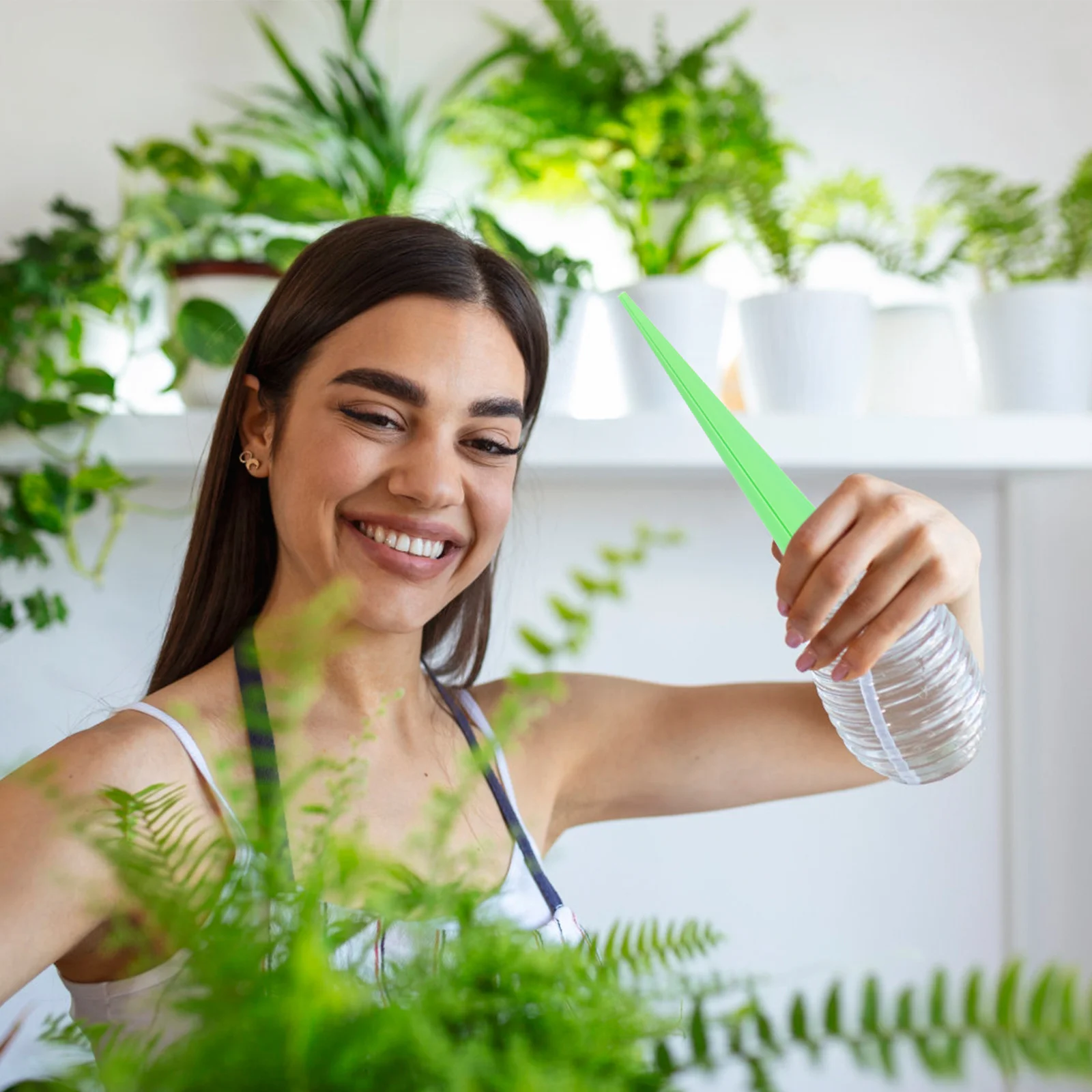 

16Pcs Automatic Watering Plant Device Plastic Self Watering Drop Irrigation Tool Home Garden Automatic Drip Feeder