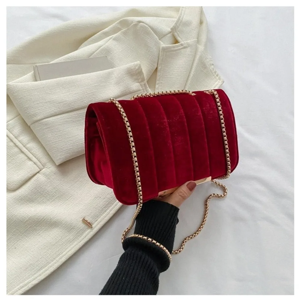 

Stylish Velvet Women Crossbody Bag Faux Leather Lining Plaid Pattern Elegant Shoulder Bag Chain Strap Velvet Bag for Various