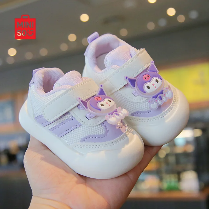 

Детские первые ходунки Miniso 2025, дышащая сетчатая обувь на липучке для девочек и младенцев, мультяшный дизайн