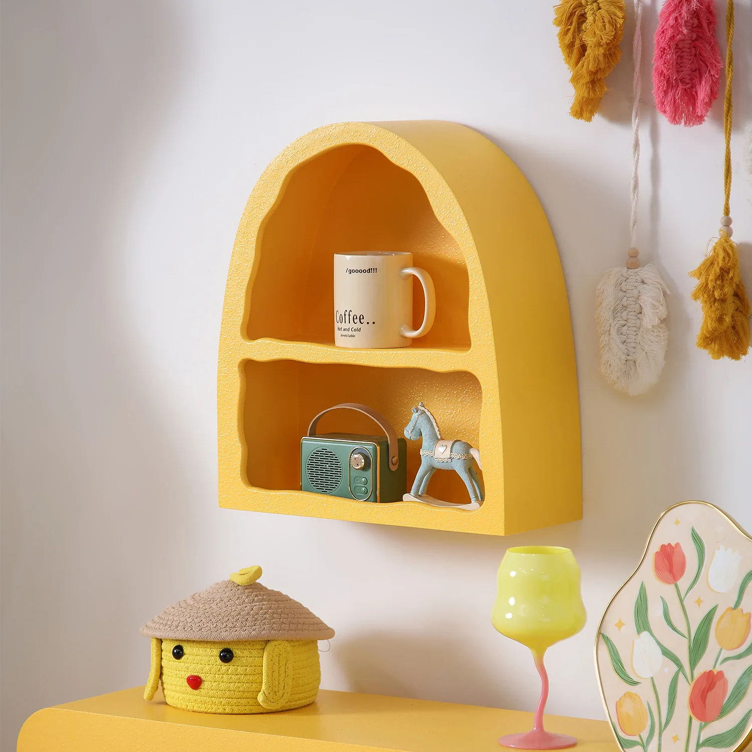 

OEM Boho Nordic Современный кремовый стиль Декоративная белая арочная настенная полка для хранения