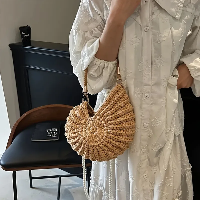 

Women's Bohemian Handwoven Shell & -Adorned -like Beige Tote Bag - Large Capacity Beach Handbag with Strap, Durable Fabric