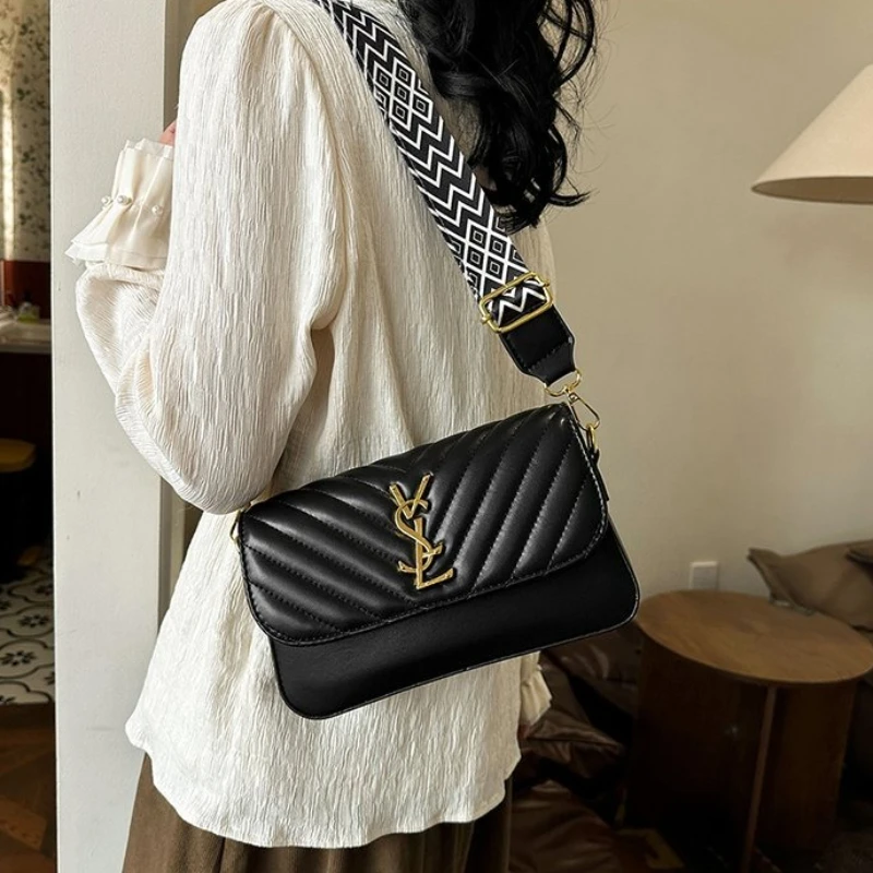 

Female Bag For Students Campus Style Cross Body Bag Underarm Shoulder Bag With Trendy Design Sense