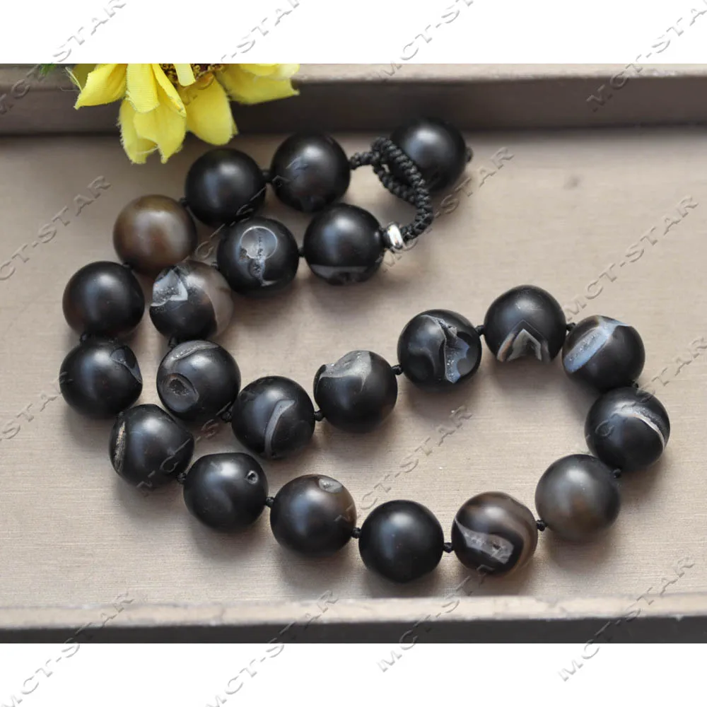 

MTC·STAR Ожерелье ручной работы с застежкой-узлом 19 дюймов, 100% натуральный, 20 мм, с черным кристаллом и агатом (Z14300)