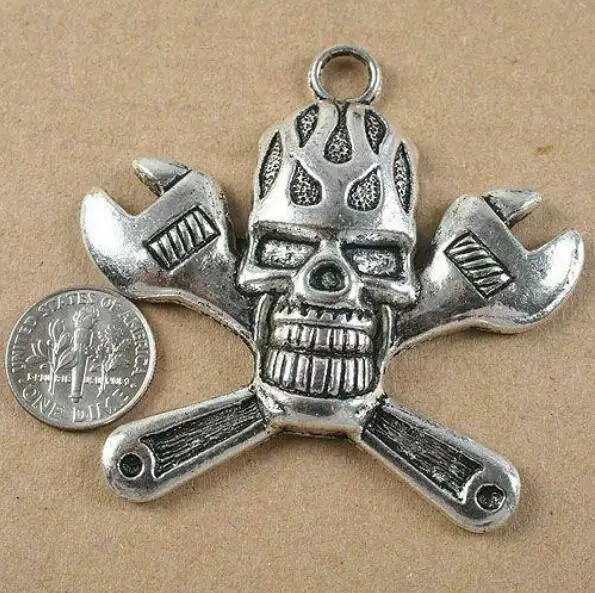2pcs 64x61mm Alloy Charm Wrench skull pendant H3560