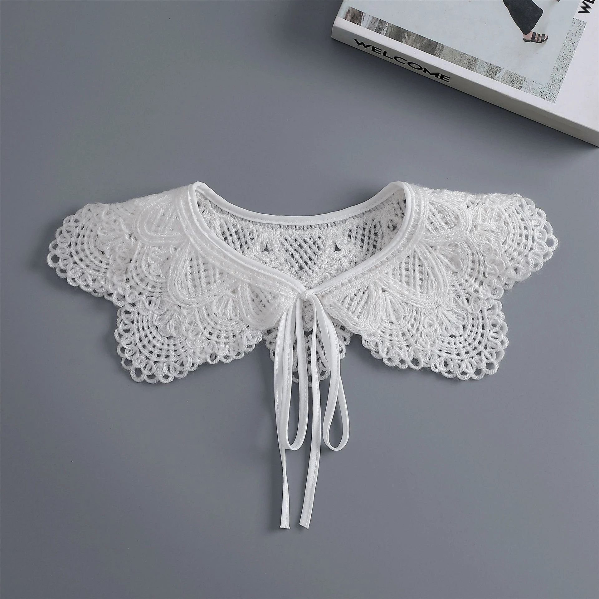 

Linbaiway Hollow Out Fake Collar Shawl for Women Shirt Blouse Detachable Collar Girls Floral Bowknots False Collar Sweater Decor