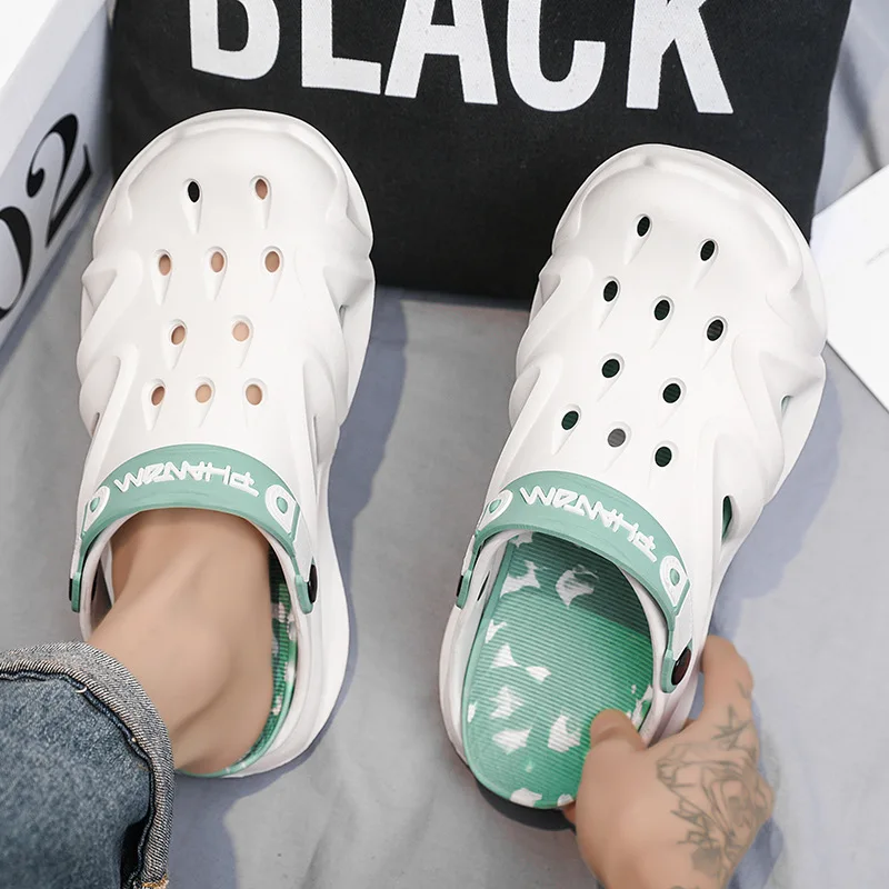 

2025 New Men's Summer Sandals Personality Sport Slippers Non-Slip Beach Thick Bottom New Style Male Footwear