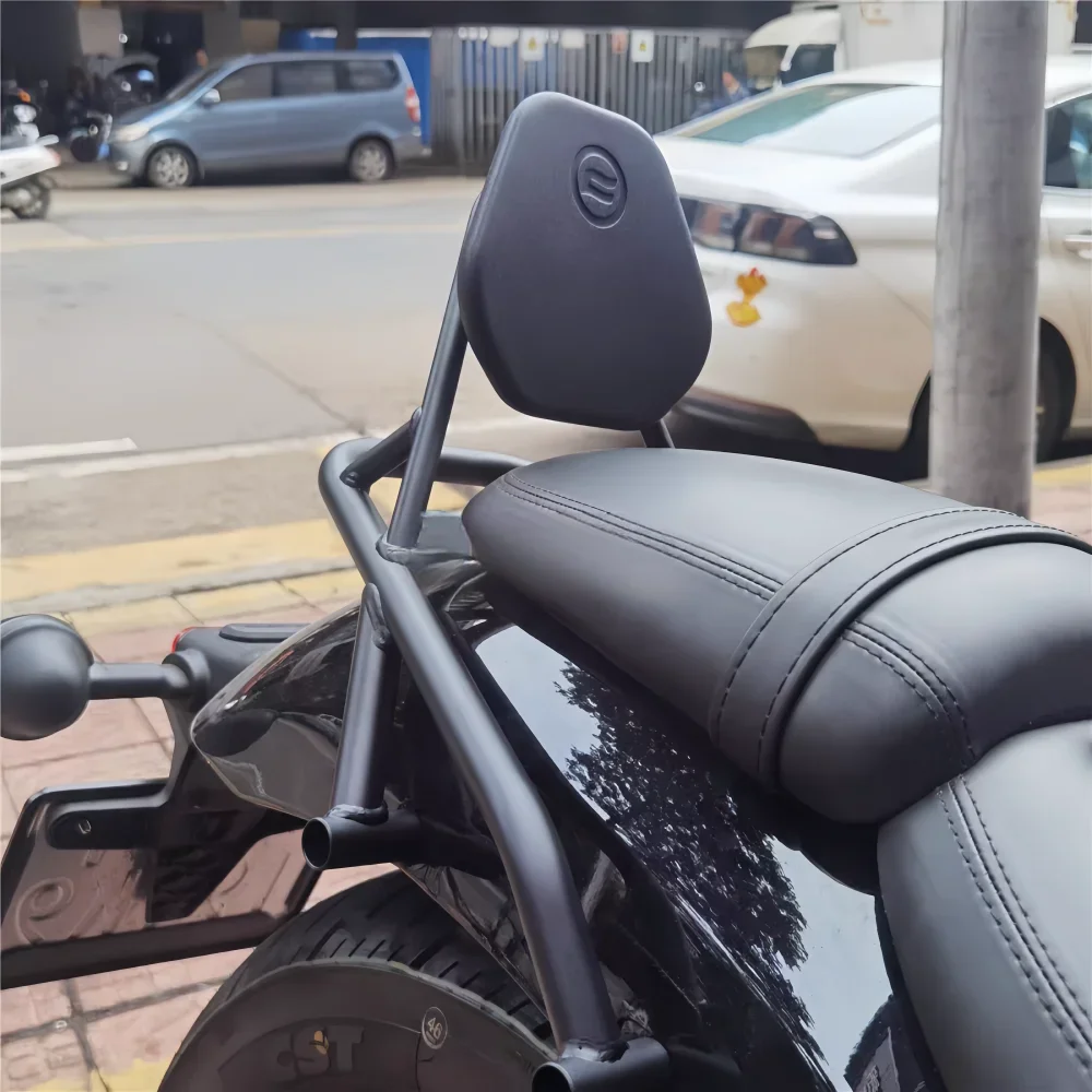For CFMOTO 450CL-C, the original factory seatback of the rear seat can be seamlessly installed with the accessory modification.