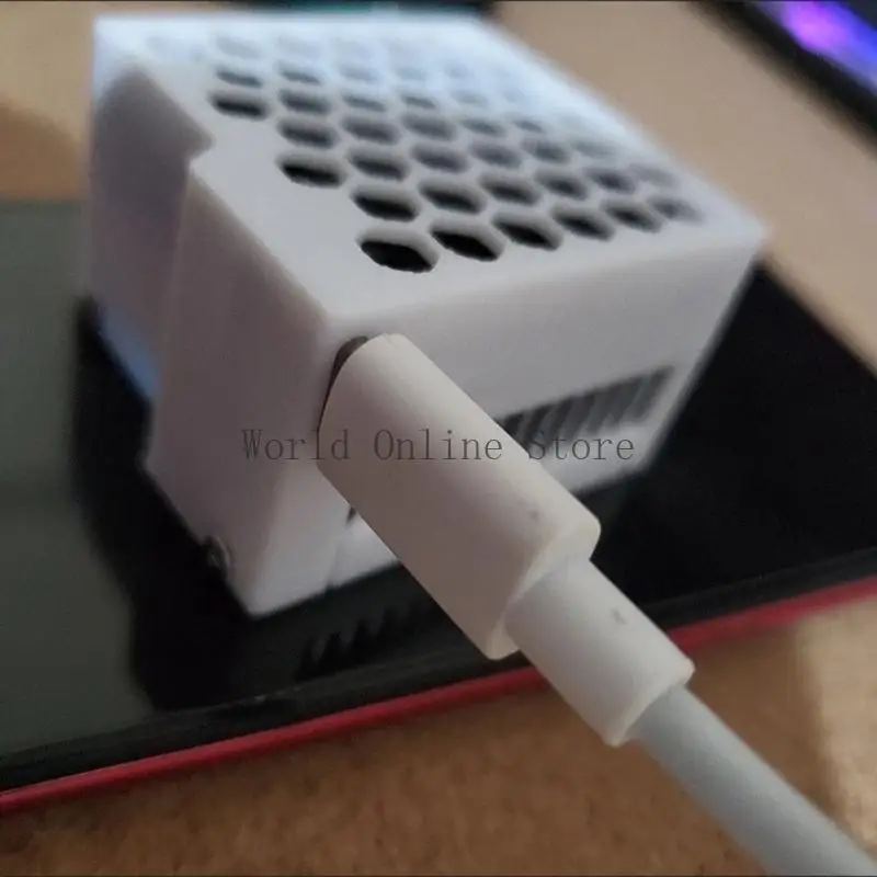 Pattern Honeycomb Mobile Tablet Mobile Radiatore Fan raffreddamento semiconduttore 87HC